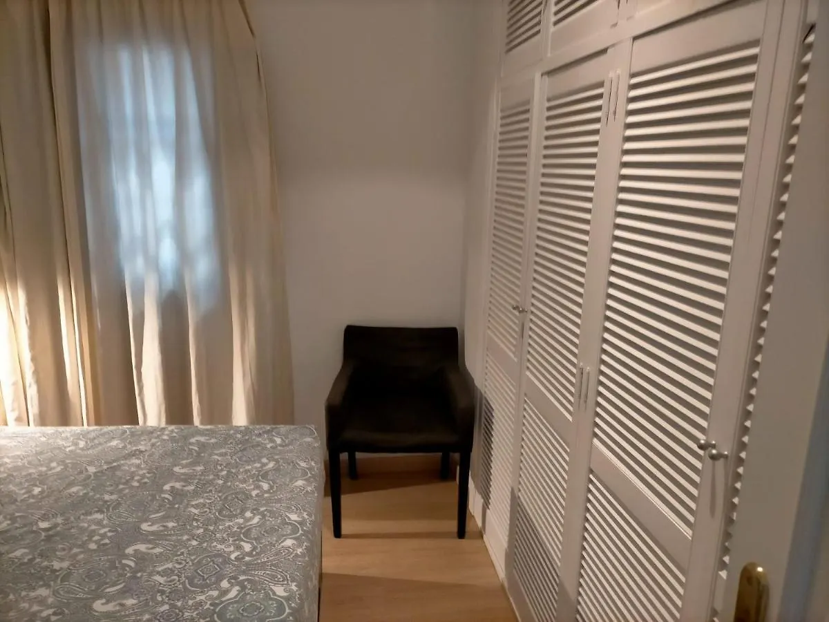 Alameda Donkey Parking Apartman Sevilla Spanyolország